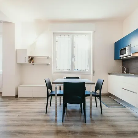 Apartman Al 13 - Lakeside Leisure & Business Stresa