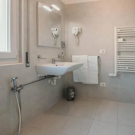 Al 13 - Lakeside Leisure & Business Apartamento