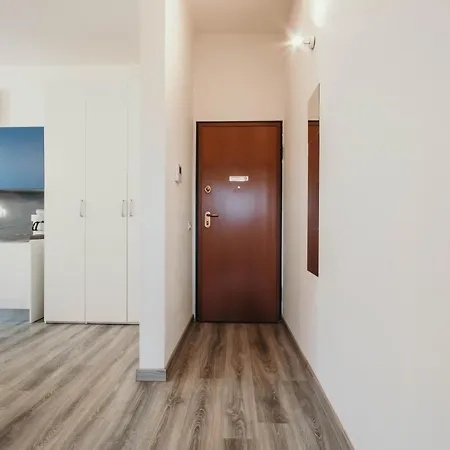 Apartamento Al 13 - Lakeside Leisure & Business *