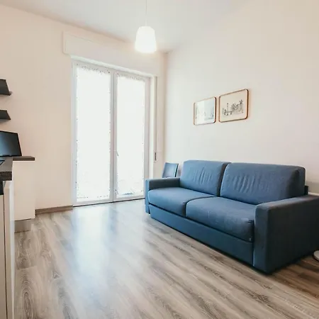 Al 13 Blu - Lakeside Leisure & Business Apartamento