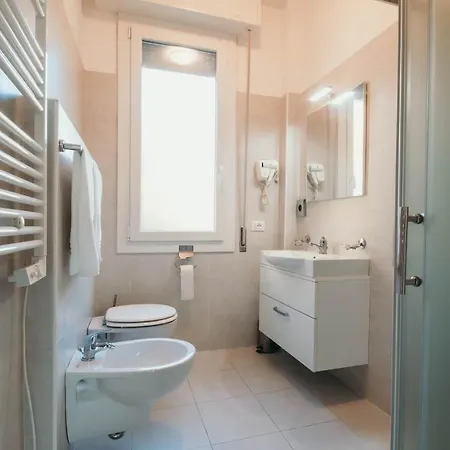 Al 13 - Lakeside Leisure & Business Apartamento *