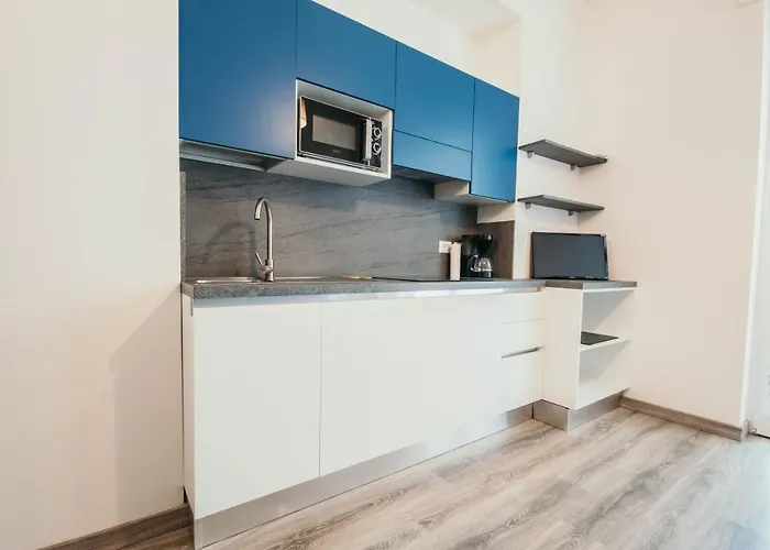 Al 13 - Lakeside Leisure & Business Apartment Stresa