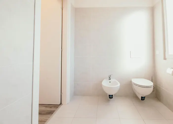 Al 13 - Lakeside Leisure&business Apartment *