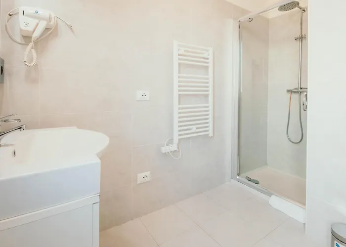 Al 13 - Lakeside Leisure & Business Daire *