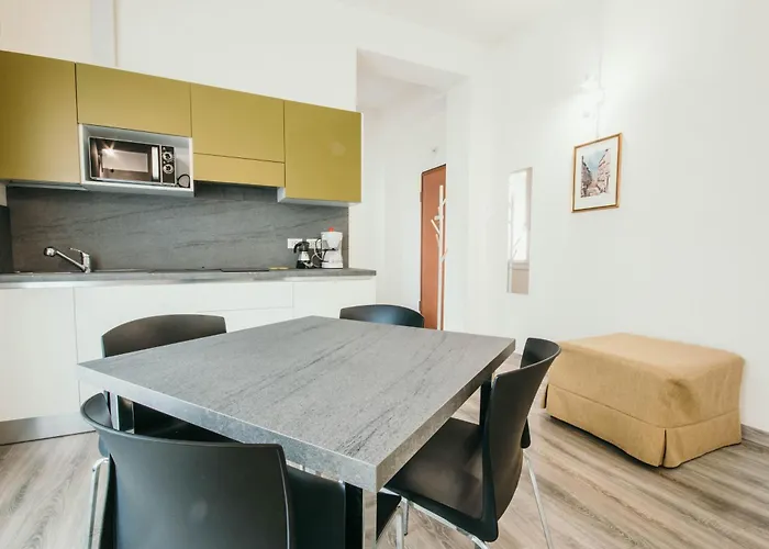 Al 13 - Lakeside Leisure&business * Stresa