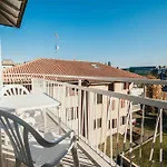 Al 13 - Lakeside Leisure & Business Lejlighed *