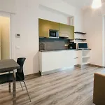 Al 13 - Lakeside Leisure & Business Stresa