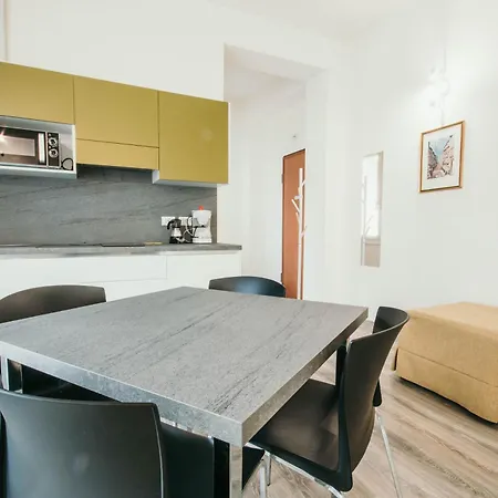 Al 13 - Lakeside Leisure & Business * Stresa